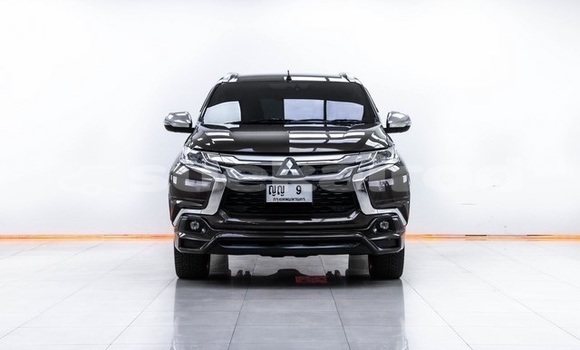 ซื้อ รถมือสอง Mitsubishi Pajero Sport สีน้ำตาล รถยนต์ ใน %{เมือง} ใน กรุงเทพมหานคร ซื้อ รถมือสอง Mitsubishi Pajero Sport สีน้ำตาล รถยนต์ ใน %{เมือง} ใน กรุงเทพมหานคร