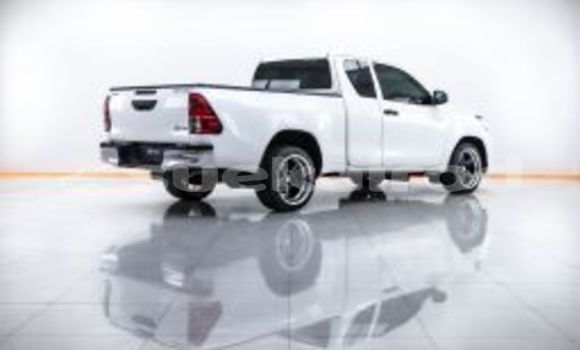 Buy Used Toyota Hiluxe Revo White Car in Bangkok in Bangkok Buy Used Toyota Hiluxe Revo White Car in Bangkok in Bangkok