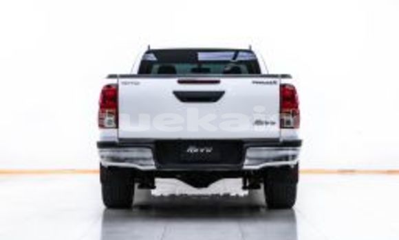 Buy Used Toyota Hiluxe Revo White Car in Bangkok in Bangkok Buy Used Toyota Hiluxe Revo White Car in Bangkok in Bangkok