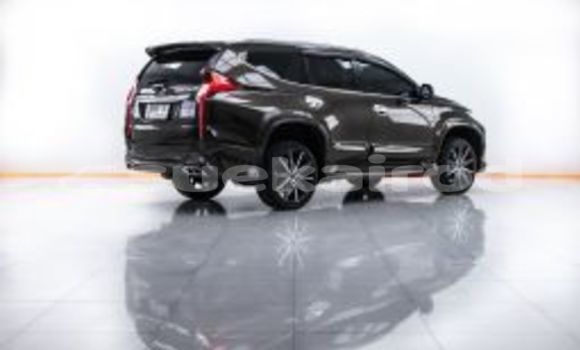 Buy Used Mitsubishi Pajero Brown Car in Bangkok in Bangkok Buy Used Mitsubishi Pajero Brown Car in Bangkok in Bangkok