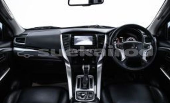 Buy Used Mitsubishi Pajero Brown Car in Bangkok in Bangkok Buy Used Mitsubishi Pajero Brown Car in Bangkok in Bangkok