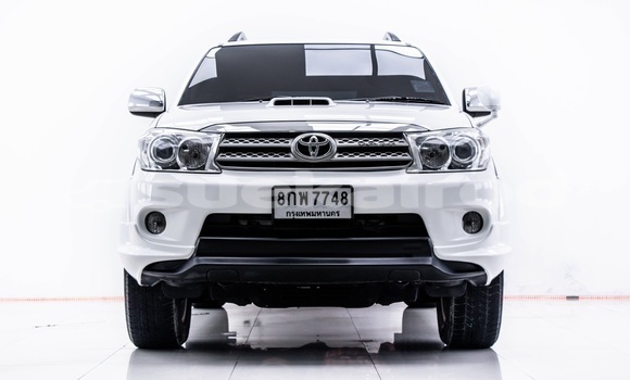 ซื้อ รถมือสอง Toyota Fortuner ขาว รถยนต์ ใน %{เมือง} ใน กรุงเทพมหานคร ซื้อ รถมือสอง Toyota Fortuner ขาว รถยนต์ ใน %{เมือง} ใน กรุงเทพมหานคร