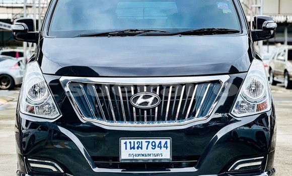 ซื้อ รถมือสอง Hyundai H1 สีน้ำตาล รถยนต์ ใน %{เมือง} ใน กรุงเทพมหานคร ซื้อ รถมือสอง Hyundai H1 สีน้ำตาล รถยนต์ ใน %{เมือง} ใน กรุงเทพมหานคร