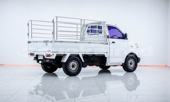 Buy Used Suzuki Carry White Car in Bangkok in Bangkok Buy Used Suzuki Carry White Car in Bangkok in Bangkok