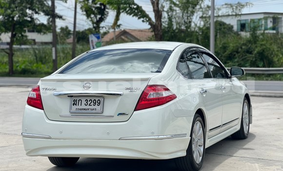 Buy Used Nissan Teana White Car in Bangkok in Bangkok Buy Used Nissan Teana White Car in Bangkok in Bangkok