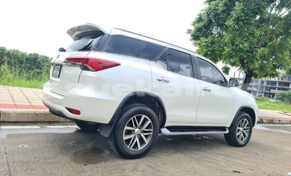 ซื้อ รถมือสอง Toyota Fortuner ขาว รถยนต์ ใน %{เมือง} ใน กรุงเทพมหานคร ซื้อ รถมือสอง Toyota Fortuner ขาว รถยนต์ ใน %{เมือง} ใน กรุงเทพมหานคร