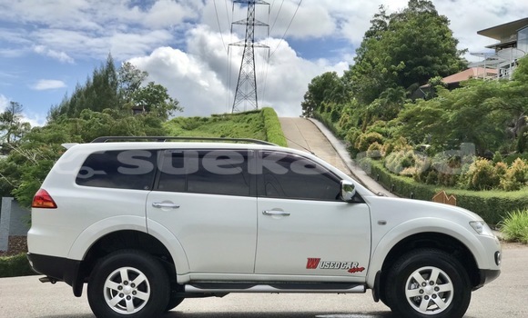 ซื้อ รถมือสอง Mitsubishi Pajero ขาว รถยนต์ ใน %{เมือง} ใน กรุงเทพมหานคร ซื้อ รถมือสอง Mitsubishi Pajero ขาว รถยนต์ ใน %{เมือง} ใน กรุงเทพมหานคร