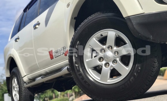 ซื้อ รถมือสอง Mitsubishi Pajero ขาว รถยนต์ ใน %{เมือง} ใน กรุงเทพมหานคร ซื้อ รถมือสอง Mitsubishi Pajero ขาว รถยนต์ ใน %{เมือง} ใน กรุงเทพมหานคร