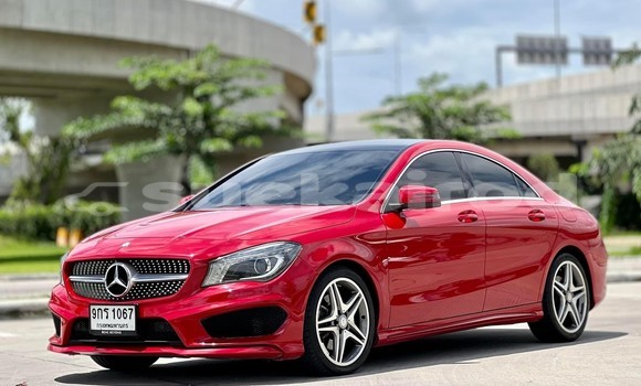 ซื้อ รถมือสอง Mercedes-Benz C-klasse AMG สีแดง รถยนต์ ใน %{เมือง} ใน กรุงเทพมหานคร