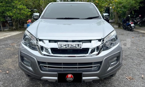 Buy Used Isuzu D-Max Silver Car in Songkhla in Songkhla