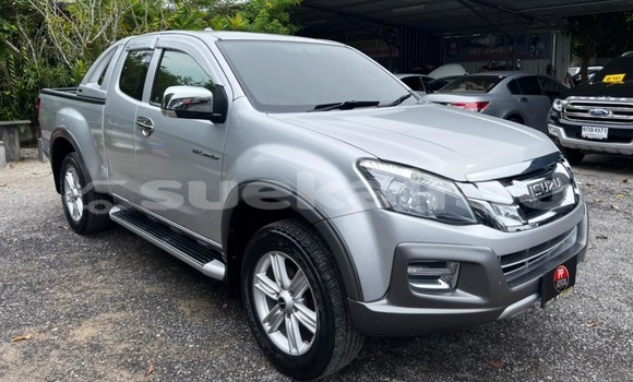 Buy Used Isuzu D-Max Silver Car in Songkhla in Songkhla Buy Used Isuzu D-Max Silver Car in Songkhla in Songkhla