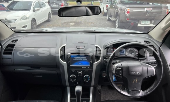 Buy Used Isuzu D-Max Silver Car in Songkhla in Songkhla Buy Used Isuzu D-Max Silver Car in Songkhla in Songkhla