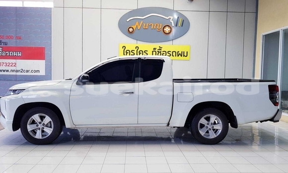 ซื้อ รถมือสอง Mitsubishi Triton ขาว รถยนต์ ใน %{เมือง} ใน กรุงเทพมหานคร ซื้อ รถมือสอง Mitsubishi Triton ขาว รถยนต์ ใน %{เมือง} ใน กรุงเทพมหานคร