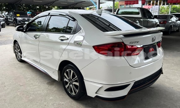 Buy Used Honda City White Car in Songkhla in Songkhla Buy Used Honda City White Car in Songkhla in Songkhla