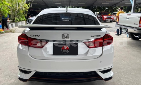 Buy Used Honda City White Car in Songkhla in Songkhla Buy Used Honda City White Car in Songkhla in Songkhla