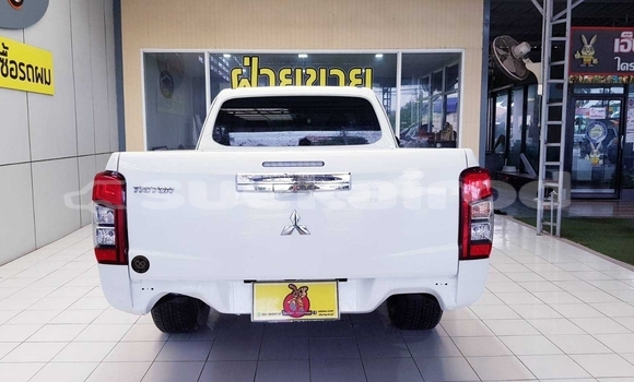 ซื้อ รถมือสอง Mitsubishi Triton ขาว รถยนต์ ใน %{เมือง} ใน กรุงเทพมหานคร ซื้อ รถมือสอง Mitsubishi Triton ขาว รถยนต์ ใน %{เมือง} ใน กรุงเทพมหานคร