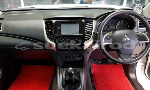 ซื้อ รถมือสอง Mitsubishi Triton ขาว รถยนต์ ใน %{เมือง} ใน กรุงเทพมหานคร ซื้อ รถมือสอง Mitsubishi Triton ขาว รถยนต์ ใน %{เมือง} ใน กรุงเทพมหานคร