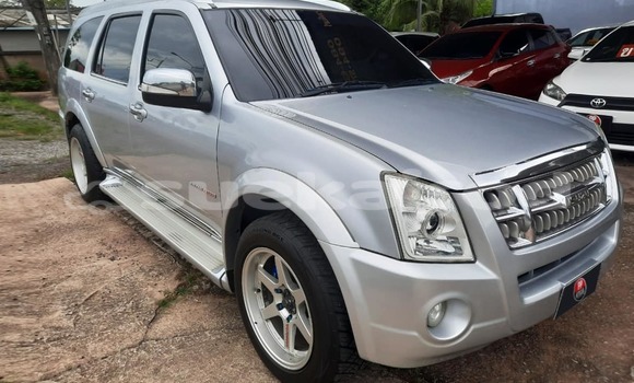 Buy Used Isuzu MU-7 Silver Car in Songkhla in Songkhla Buy Used Isuzu MU-7 Silver Car in Songkhla in Songkhla