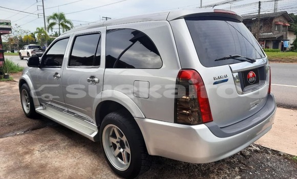 Buy Used Isuzu MU-7 Silver Car in Songkhla in Songkhla Buy Used Isuzu MU-7 Silver Car in Songkhla in Songkhla