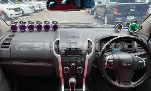 Buy Used Isuzu D-Max Red Car in Songkhla in Songkhla Buy Used Isuzu D-Max Red Car in Songkhla in Songkhla