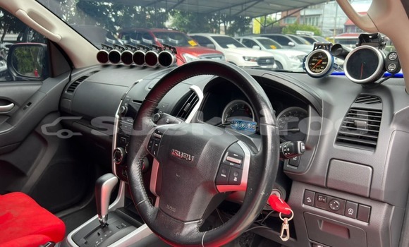 Buy Used Isuzu D-Max Red Car in Songkhla in Songkhla Buy Used Isuzu D-Max Red Car in Songkhla in Songkhla