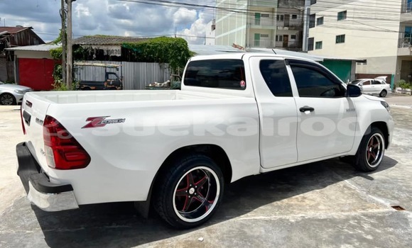 ซื้อ รถมือสอง Toyota Hiluxe Revo ขาว รถยนต์ ใน %{เมือง} ใน สงขลา ซื้อ รถมือสอง Toyota Hiluxe Revo ขาว รถยนต์ ใน %{เมือง} ใน สงขลา