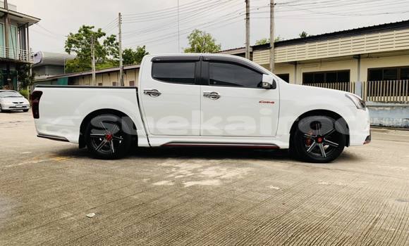 Buy Used Isuzu D-max X-Series White Car in Bangkok in Bangkok Buy Used Isuzu D-max X-Series White Car in Bangkok in Bangkok