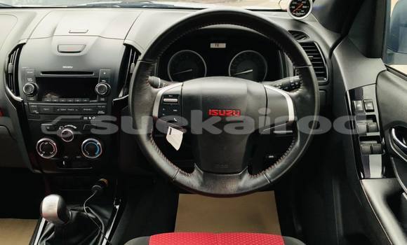 Buy Used Isuzu D-max X-Series White Car in Bangkok in Bangkok Buy Used Isuzu D-max X-Series White Car in Bangkok in Bangkok