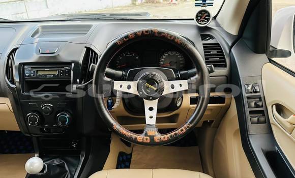 Buy Used Isuzu D-Max White Car in Bangkok in Bangkok Buy Used Isuzu D-Max White Car in Bangkok in Bangkok