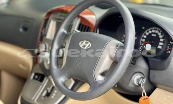 Buy Used Hyundai H1 Other Car in Bangkok in Bangkok Buy Used Hyundai H1 Other Car in Bangkok in Bangkok