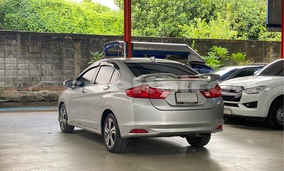 ซื้อ รถมือสอง Honda City อื่น ๆ รถยนต์ ใน %{เมือง} ใน กรุงเทพมหานคร ซื้อ รถมือสอง Honda City อื่น ๆ รถยนต์ ใน %{เมือง} ใน กรุงเทพมหานคร