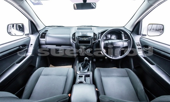 Buy Used Isuzu D-Max White Car in Bangkok in Bangkok Buy Used Isuzu D-Max White Car in Bangkok in Bangkok