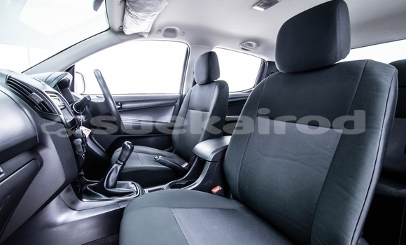 Buy Used Isuzu D-Max White Car in Bangkok in Bangkok Buy Used Isuzu D-Max White Car in Bangkok in Bangkok