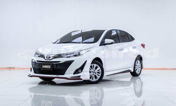 Buy Used Honda City White Car in Bangkok in Bangkok