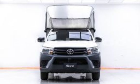 Buy Used Toyota Hiluxe Revo White Car in Bangkok in Bangkok Buy Used Toyota Hiluxe Revo White Car in Bangkok in Bangkok