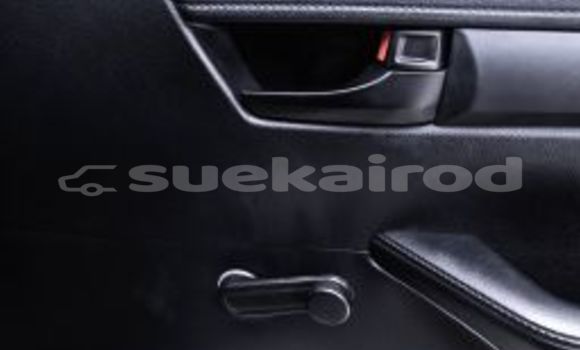 Buy Used Toyota Hiluxe Revo White Car in Bangkok in Bangkok Buy Used Toyota Hiluxe Revo White Car in Bangkok in Bangkok