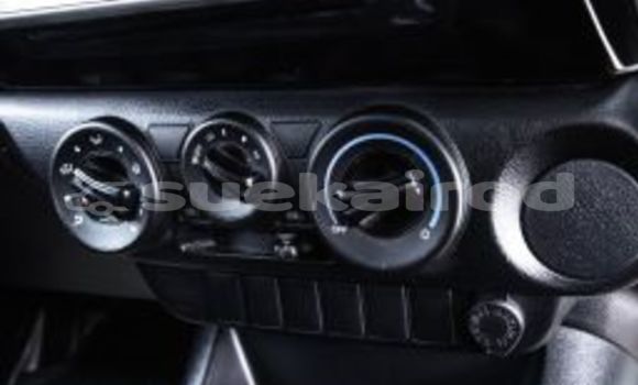 Buy Used Toyota Hiluxe Revo White Car in Bangkok in Bangkok Buy Used Toyota Hiluxe Revo White Car in Bangkok in Bangkok