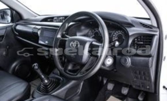 Buy Used Toyota Hiluxe Revo White Car in Bangkok in Bangkok Buy Used Toyota Hiluxe Revo White Car in Bangkok in Bangkok