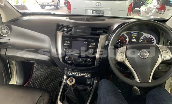 ซื้อ รถมือสอง Nissan Navara Calibre ขาว รถยนต์ ใน %{เมือง} ใน ขอนแก่น ซื้อ รถมือสอง Nissan Navara Calibre ขาว รถยนต์ ใน %{เมือง} ใน ขอนแก่น