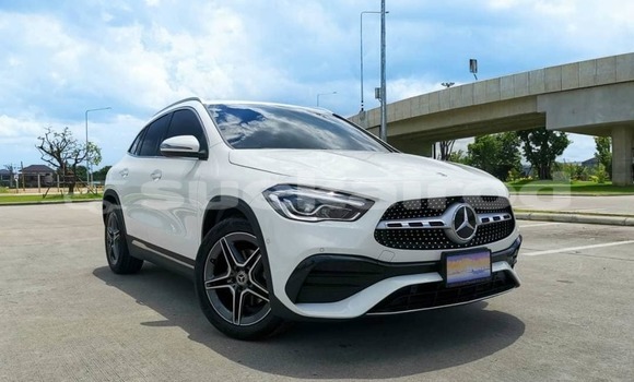ซื้อ รถมือสอง Mercedes-Benz GLA-klasse AMG ขาว รถยนต์ ใน %{เมือง} ใน กรุงเทพมหานคร ซื้อ รถมือสอง Mercedes-Benz GLA-klasse AMG ขาว รถยนต์ ใน %{เมือง} ใน กรุงเทพมหานคร