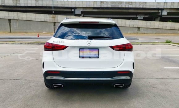 Buy Used Mercedes-Benz GLA-klasse AMG White Car in Bangkok in Bangkok Buy Used Mercedes-Benz GLA-klasse AMG White Car in Bangkok in Bangkok