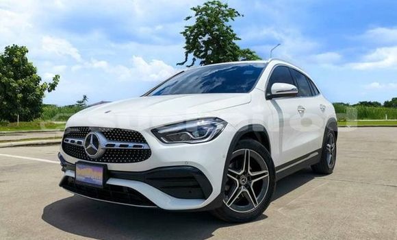 Buy Used Mercedes-Benz GLA-klasse AMG White Car in Bangkok in Bangkok Buy Used Mercedes-Benz GLA-klasse AMG White Car in Bangkok in Bangkok