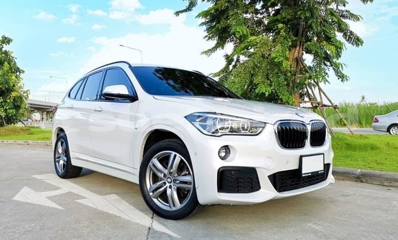 Buy Used BMW X1 White Car in Bangkok in Bangkok
