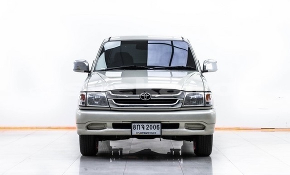 ซื้อ รถมือสอง Toyota Hilux สีน้ำตาล รถยนต์ ใน %{เมือง} ใน กรุงเทพมหานคร ซื้อ รถมือสอง Toyota Hilux สีน้ำตาล รถยนต์ ใน %{เมือง} ใน กรุงเทพมหานคร