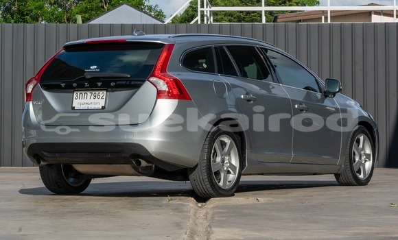 Buy Used Volvo V60 Silver Car in Bangkok in Bangkok Buy Used Volvo V60 Silver Car in Bangkok in Bangkok