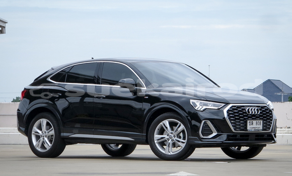 ซื้อ รถมือสอง Audi Q3 สีดำ รถยนต์ ใน %{เมือง} ใน กรุงเทพมหานคร