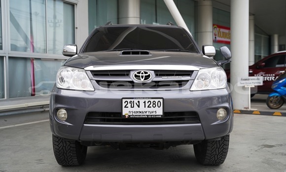 Buy Used Toyota Fortuner Black Car in Bangkok in Bangkok Buy Used Toyota Fortuner Black Car in Bangkok in Bangkok