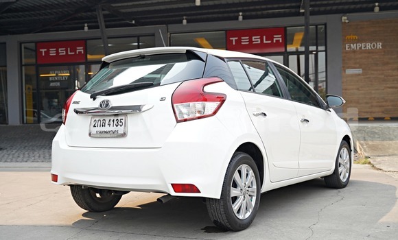 ซื้อ รถมือสอง Toyota Yaris ขาว รถยนต์ ใน %{เมือง} ใน กรุงเทพมหานคร ซื้อ รถมือสอง Toyota Yaris ขาว รถยนต์ ใน %{เมือง} ใน กรุงเทพมหานคร