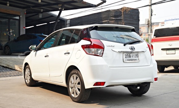 ซื้อ รถมือสอง Toyota Yaris ขาว รถยนต์ ใน %{เมือง} ใน กรุงเทพมหานคร ซื้อ รถมือสอง Toyota Yaris ขาว รถยนต์ ใน %{เมือง} ใน กรุงเทพมหานคร