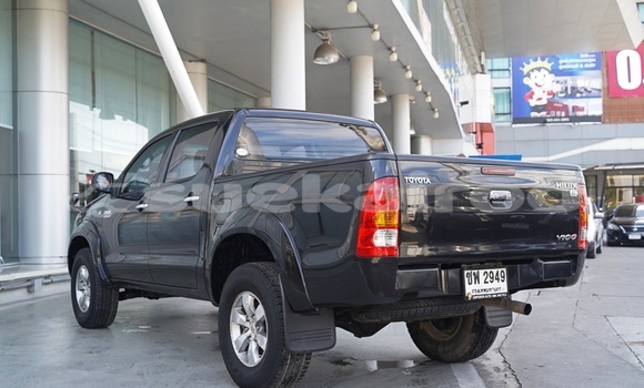 Buy Used Toyota Hiluxe VIGO Black Car in Bangkok in Bangkok Buy Used Toyota Hiluxe VIGO Black Car in Bangkok in Bangkok